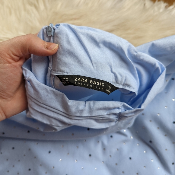 ๐ ZARA - Jeweled Mock Neck Blouse - Picture 10 of 11